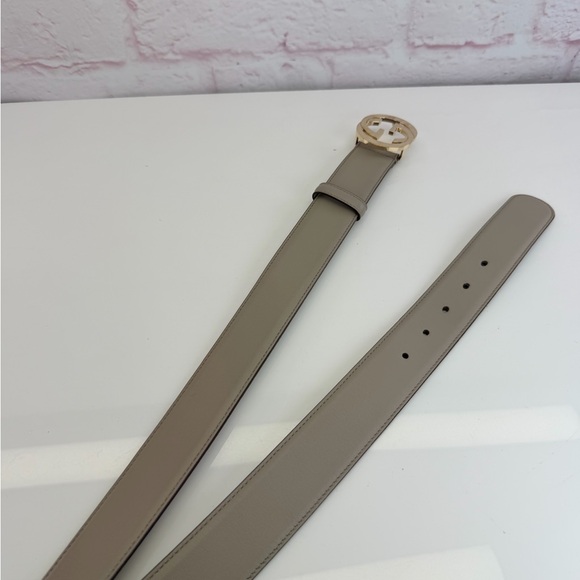 Authentic Gucci Gray Interlocking G Leather Belt Gold Buckle 546386 85/34 - Picture 5 of 8